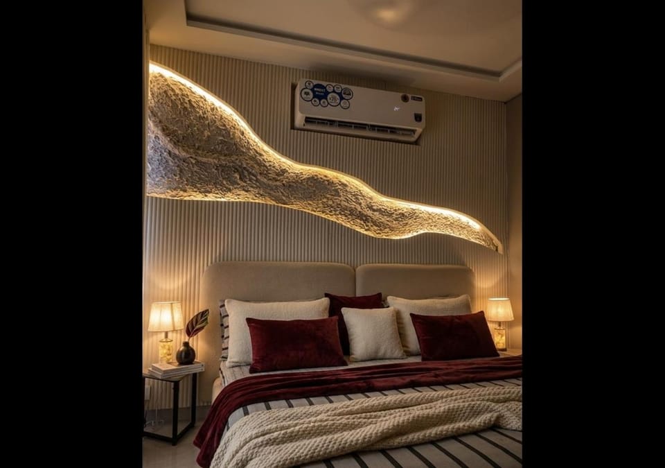 Bed, Photo of the whole room, Bedroom, internet, air conditioner
