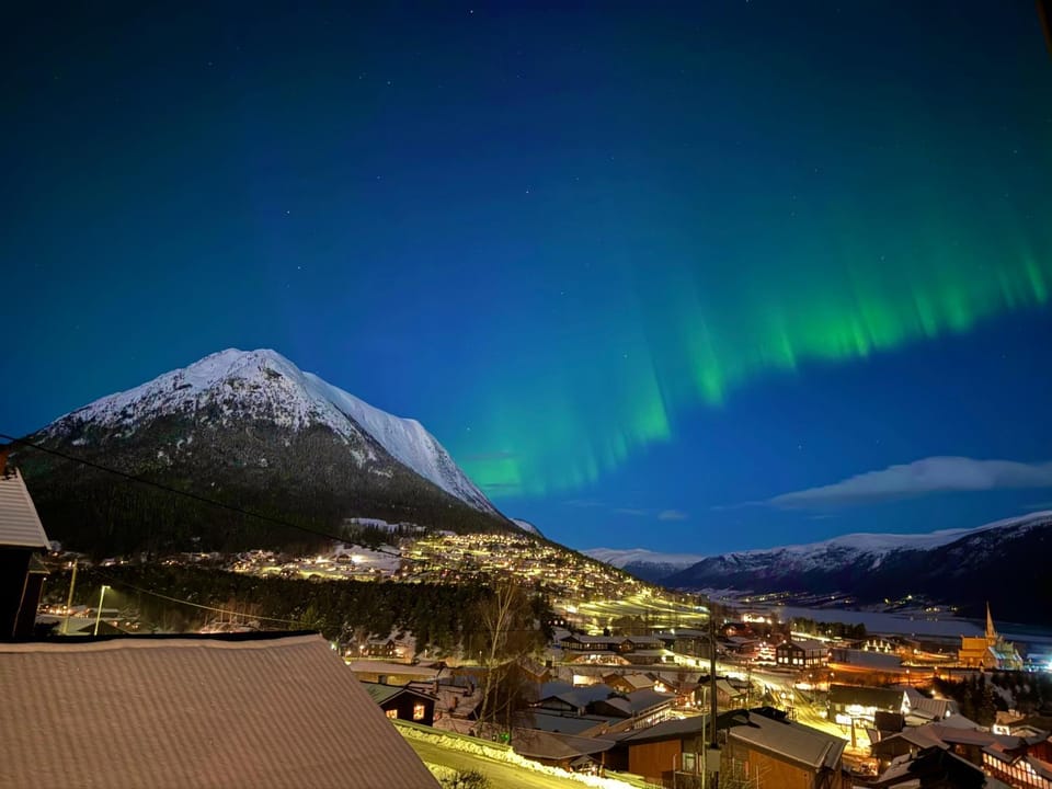 Hyggelig og velutstyrt leilighet i Lom sentrum Apartment in Innlandet