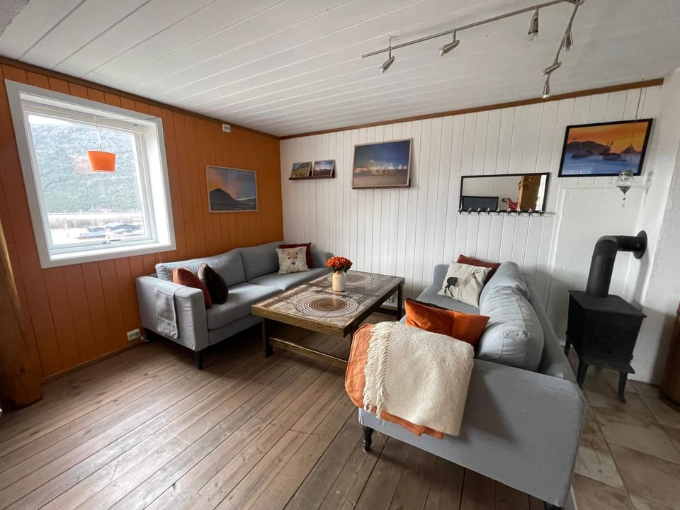 Hyggelig og velutstyrt leilighet i Lom sentrum Apartment in Innlandet