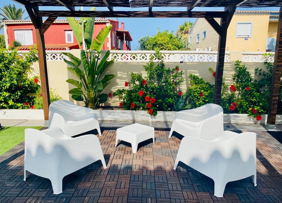 Patio, Garden, Garden view