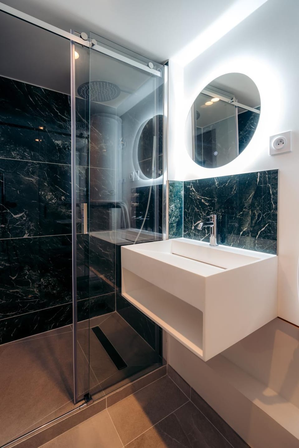 Shower, Bathroom