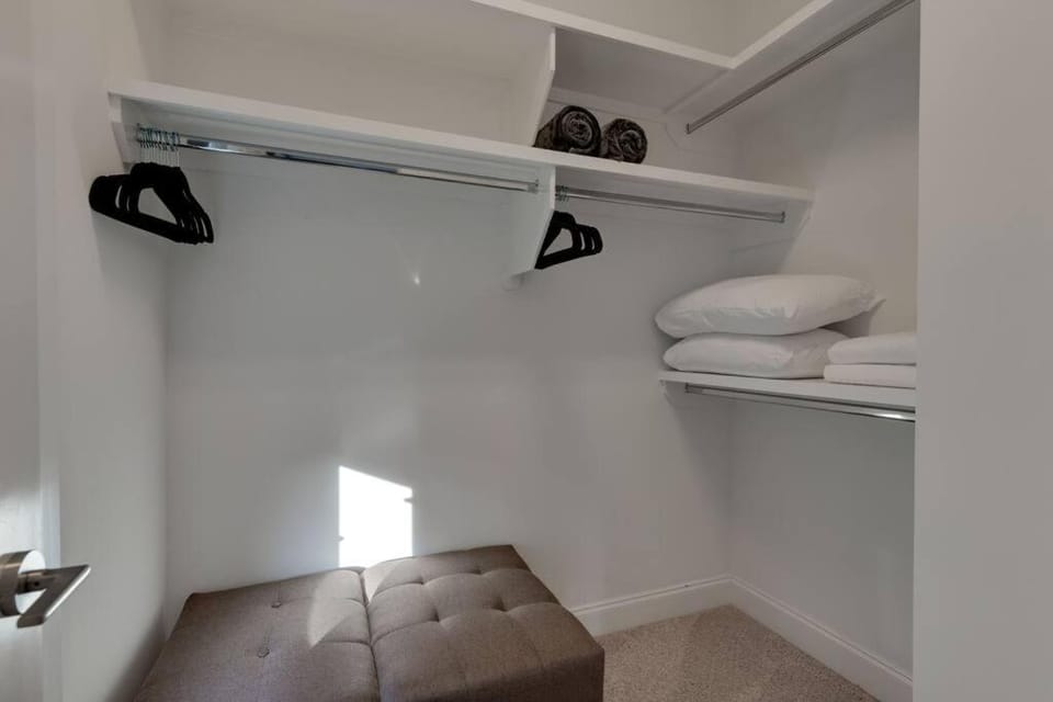 Broadway Bound 3BR Perfect Weekend Getaway House in Berry Hill