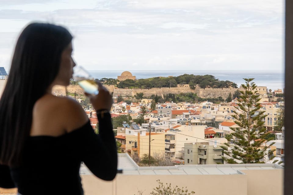 Nearby landmark, View (from property/room), Balcony/Terrace, City view, Sea view