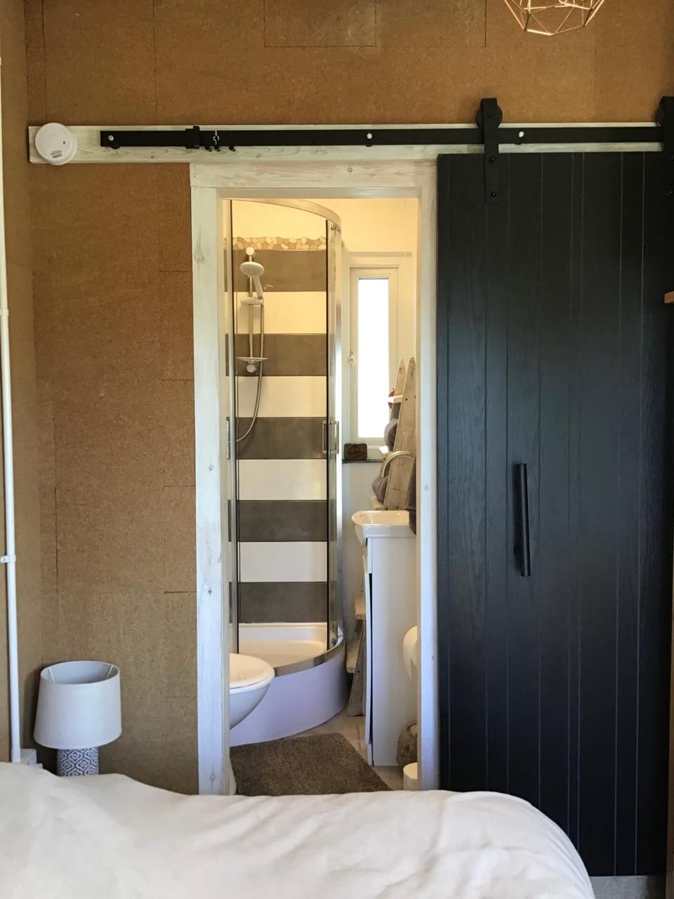 Small self contained room Apartment in Porthleven