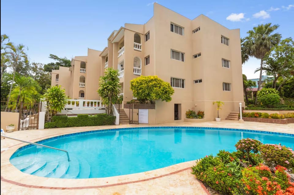Property building, Swimming pool