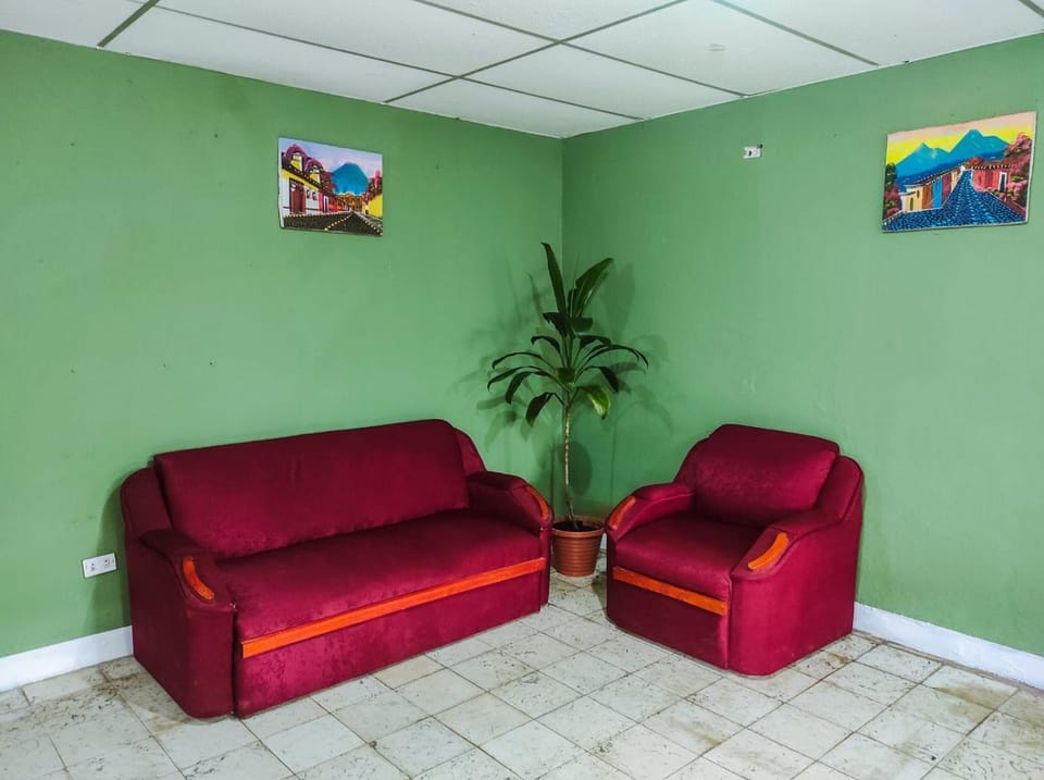 CocoHouse Leon Bed and Breakfast in Nicaragua