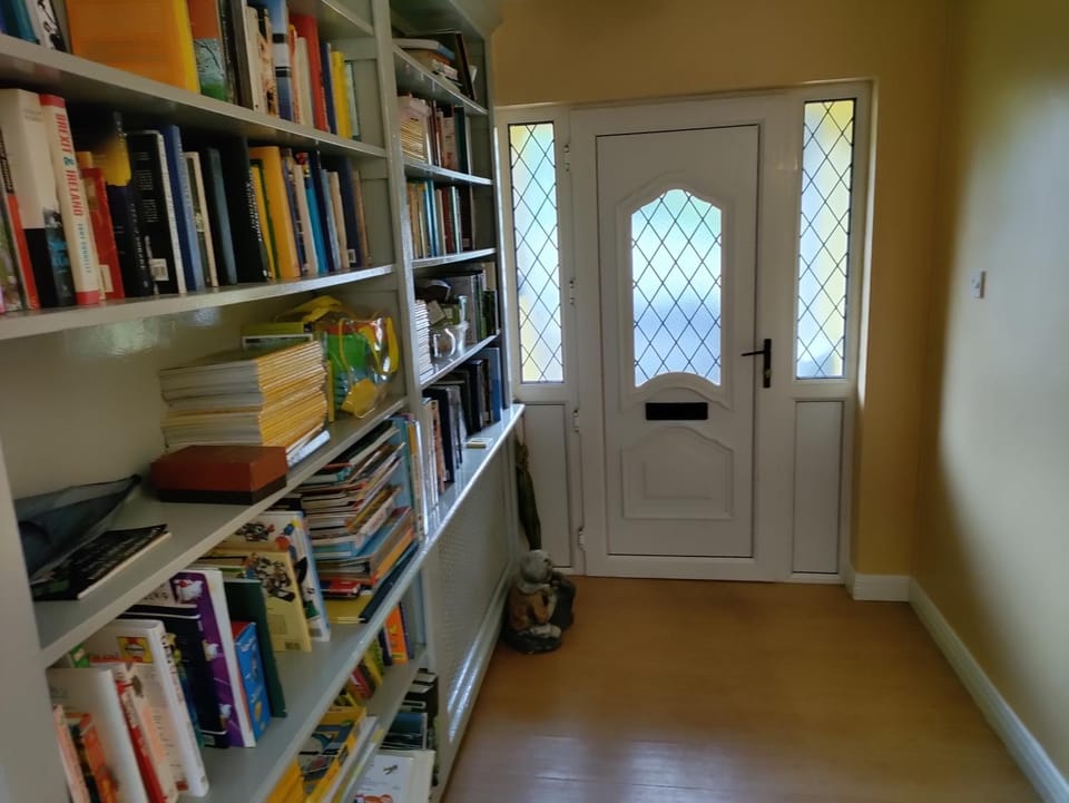 Long Acre, Holiday rental in Central Manorhamilton, Leitrim House in County Sligo