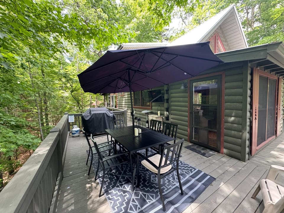 Property building, Patio, Day, BBQ facilities, Balcony/Terrace, Garden view