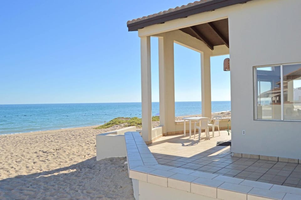 Property building, View (from property/room), Balcony/Terrace, Sea view