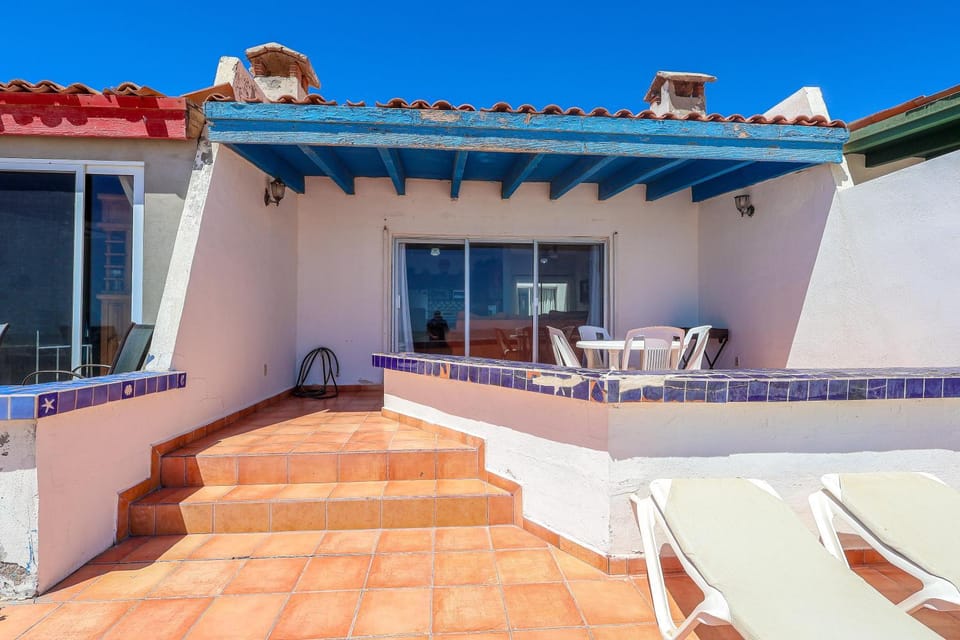 Property building, Balcony/Terrace