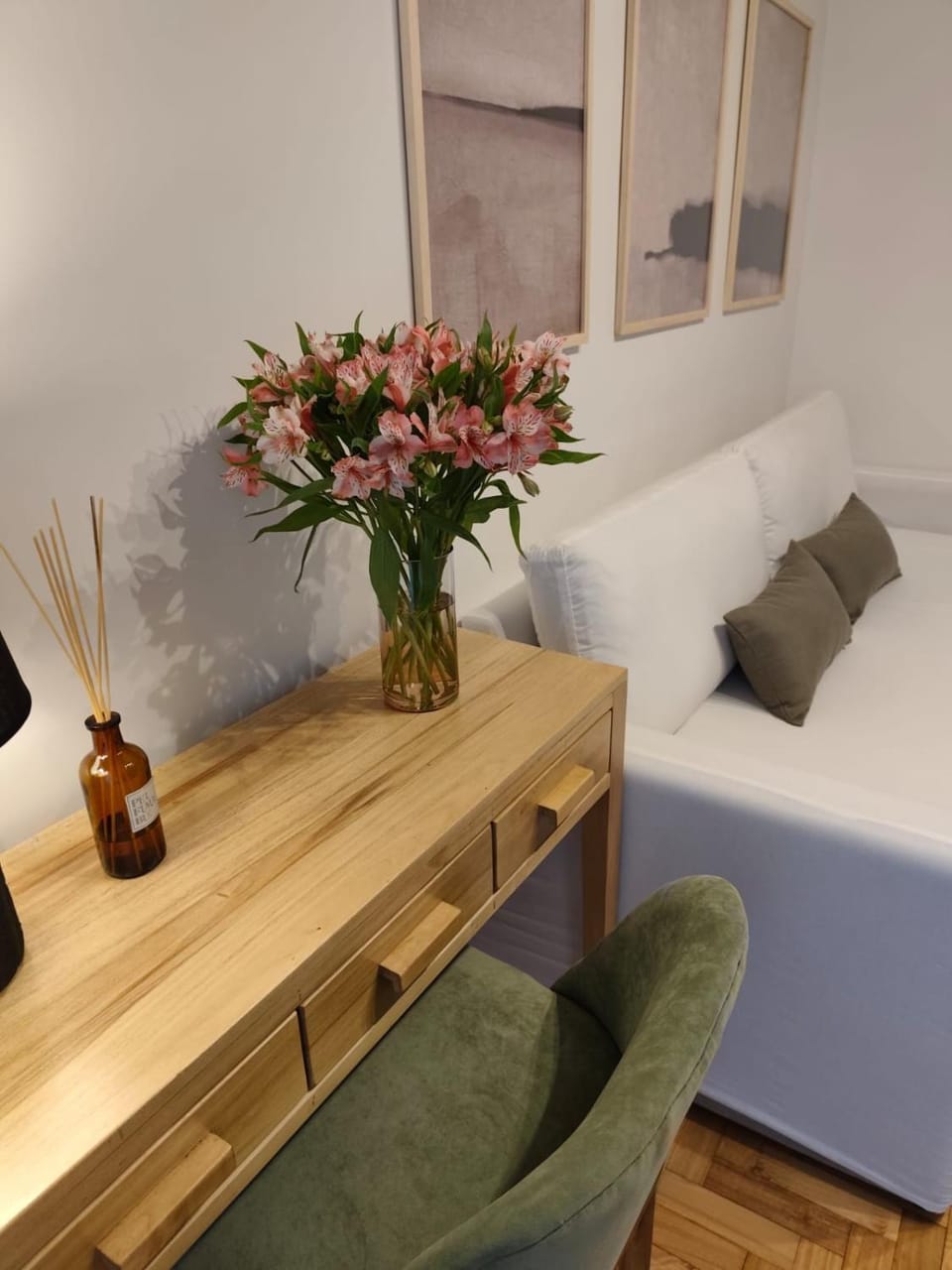 Seating area