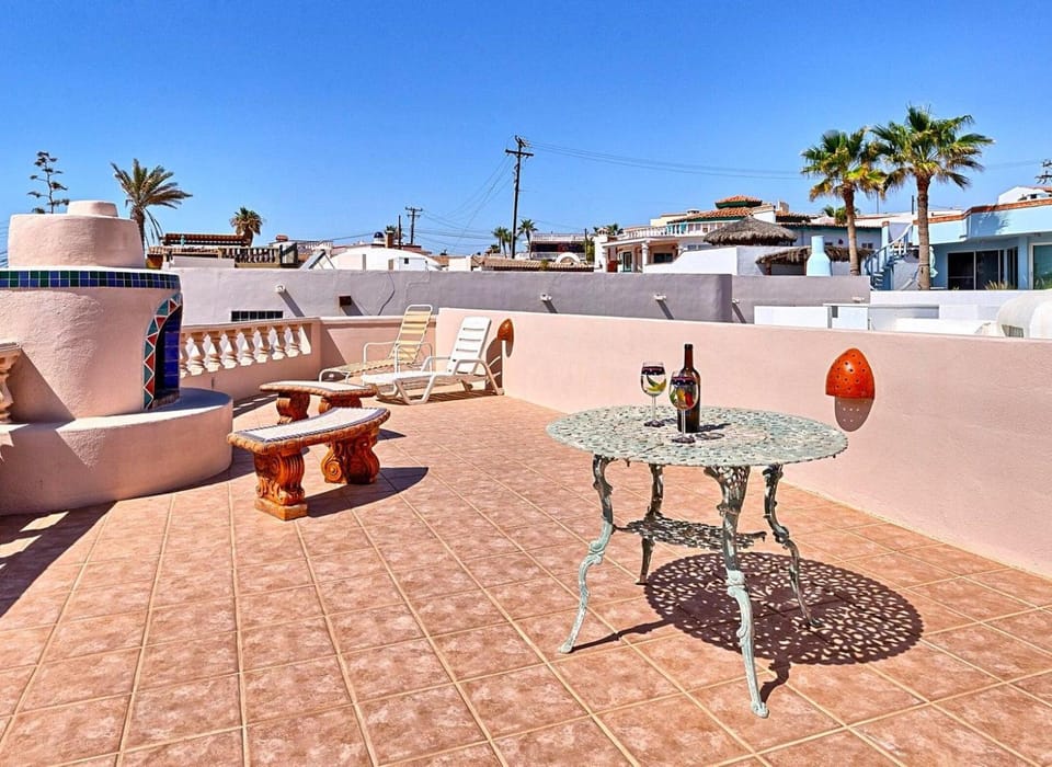 View (from property/room), Balcony/Terrace, Seating area