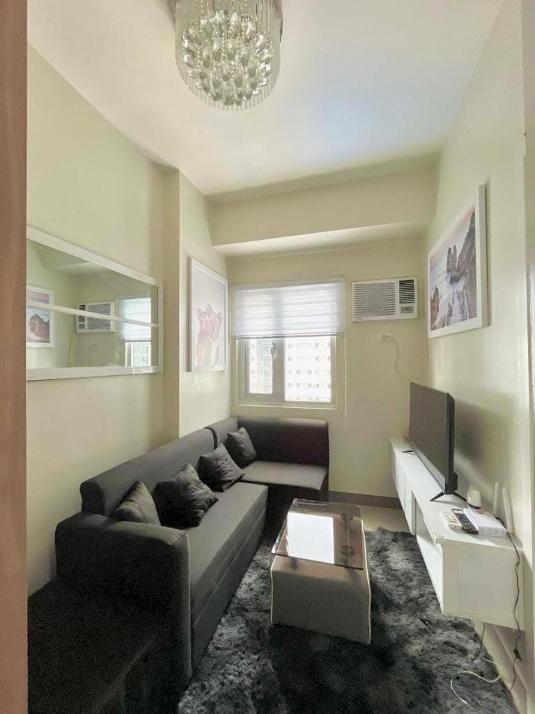 Unit 1 CEZ Condotel at Charm Residence Apartment in Pasig