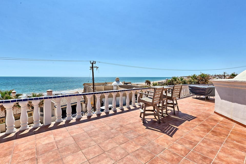 View (from property/room), Balcony/Terrace, Sea view