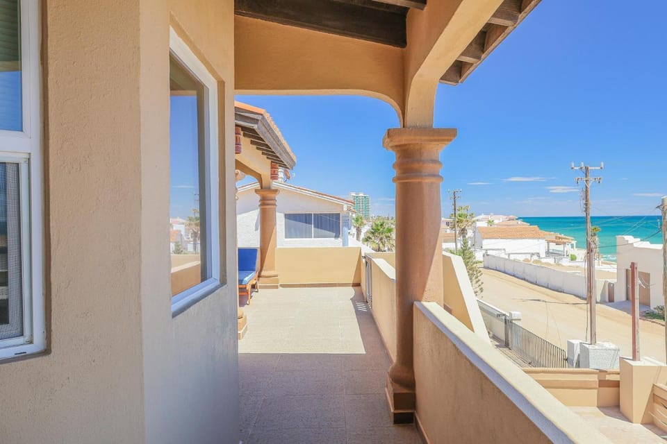 View (from property/room), Balcony/Terrace, Sea view