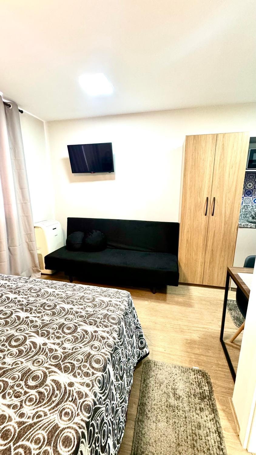 MV 123B Ótimo Apartamento Em Frente Ao Metrô Brás ! - Rua Coronel Mursa, 56 - Bras Apartment in Sao Paulo City