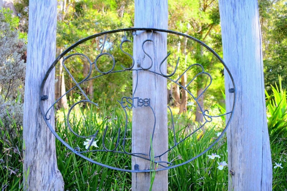 Possum Gully Lodge -By Berry Getaways House in Berry
