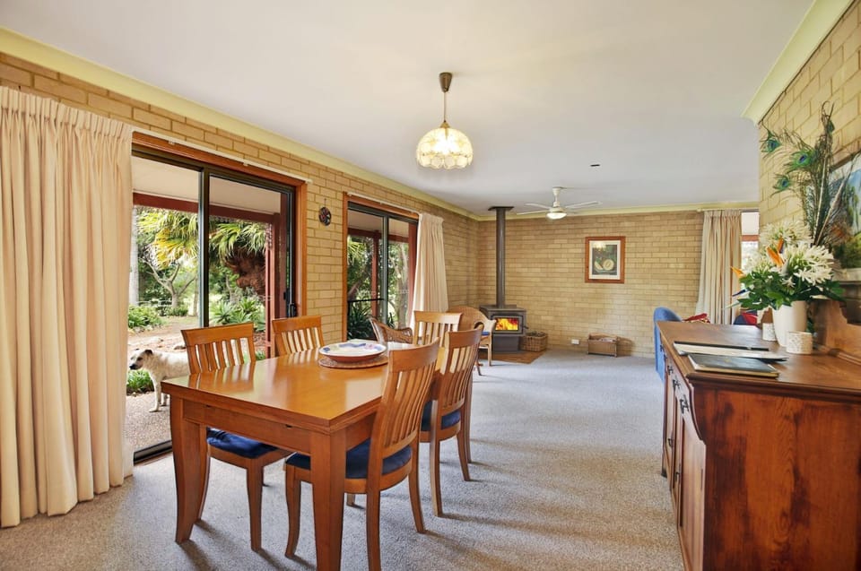 Kingsland - By Berry Getaways House in Berry