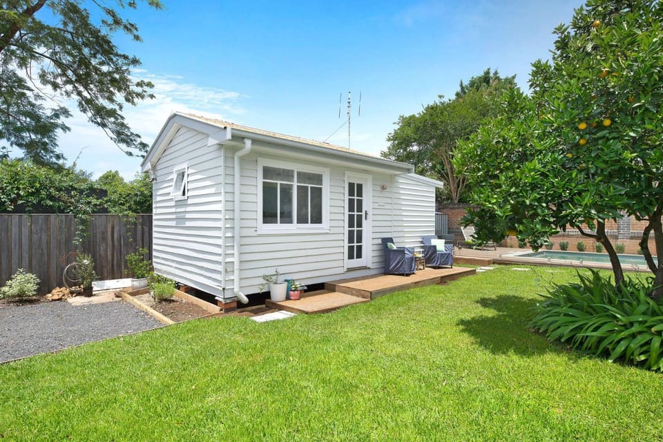 Property building, Garden