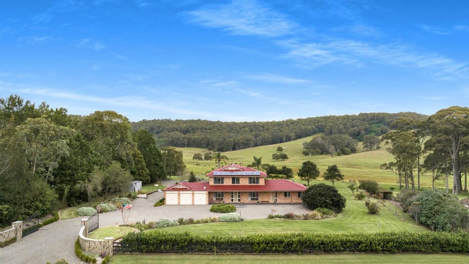 Property building, Garden, Mountain view