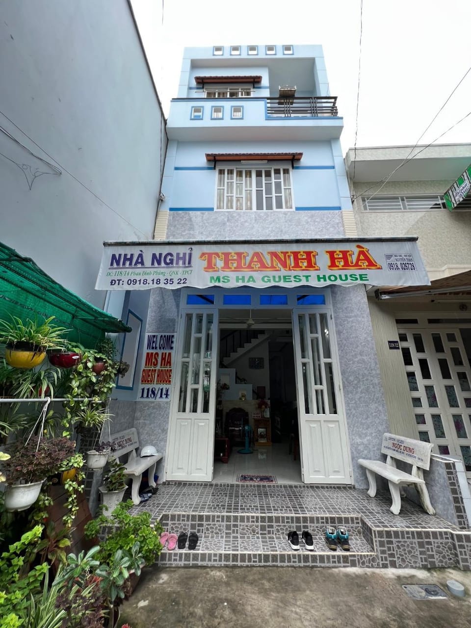 Property building, Facade/entrance
