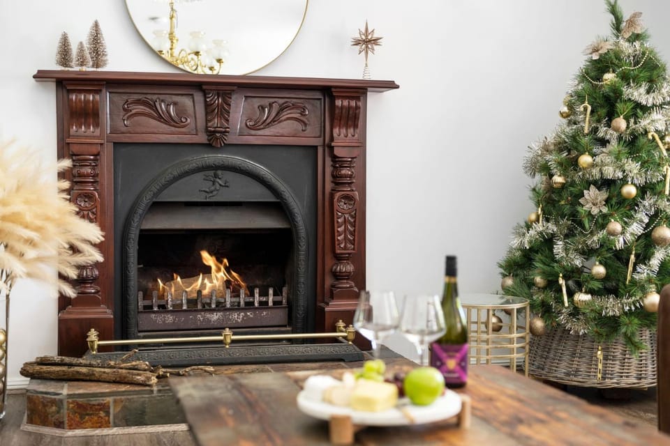 Living room, fireplace