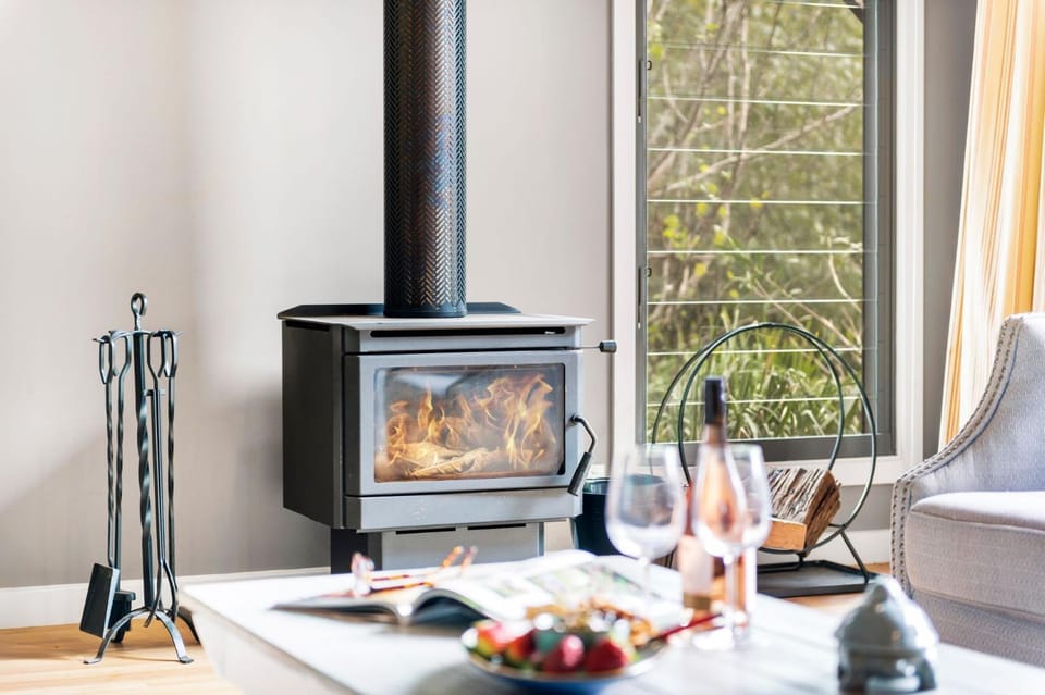 Living room, Seating area, fireplace