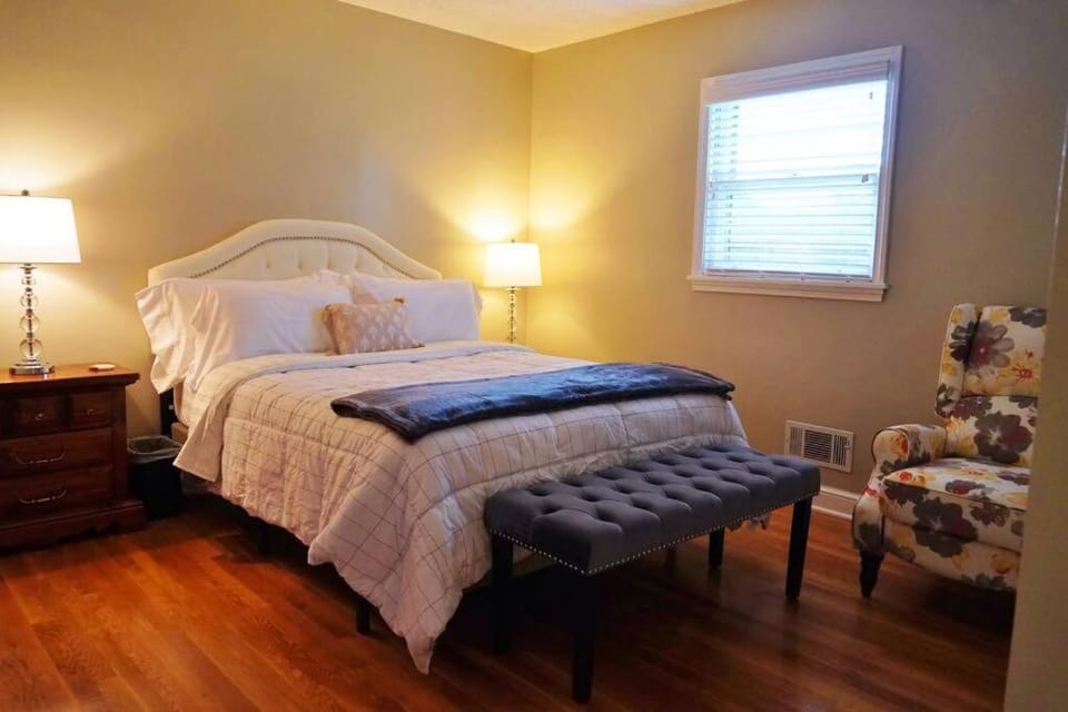 Spacious Pet Friendly Home House in Virginia