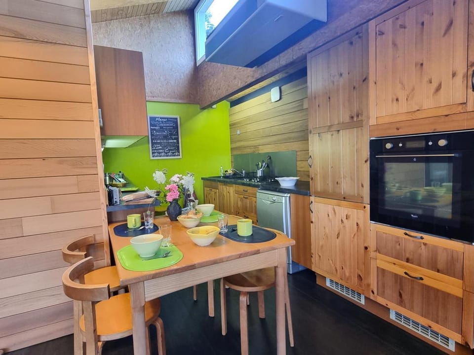 Gîte de charme avec jardin et terrasse privative à Montbrison - FR-1-496-329 House in Auvergne-Rhône-Alpes