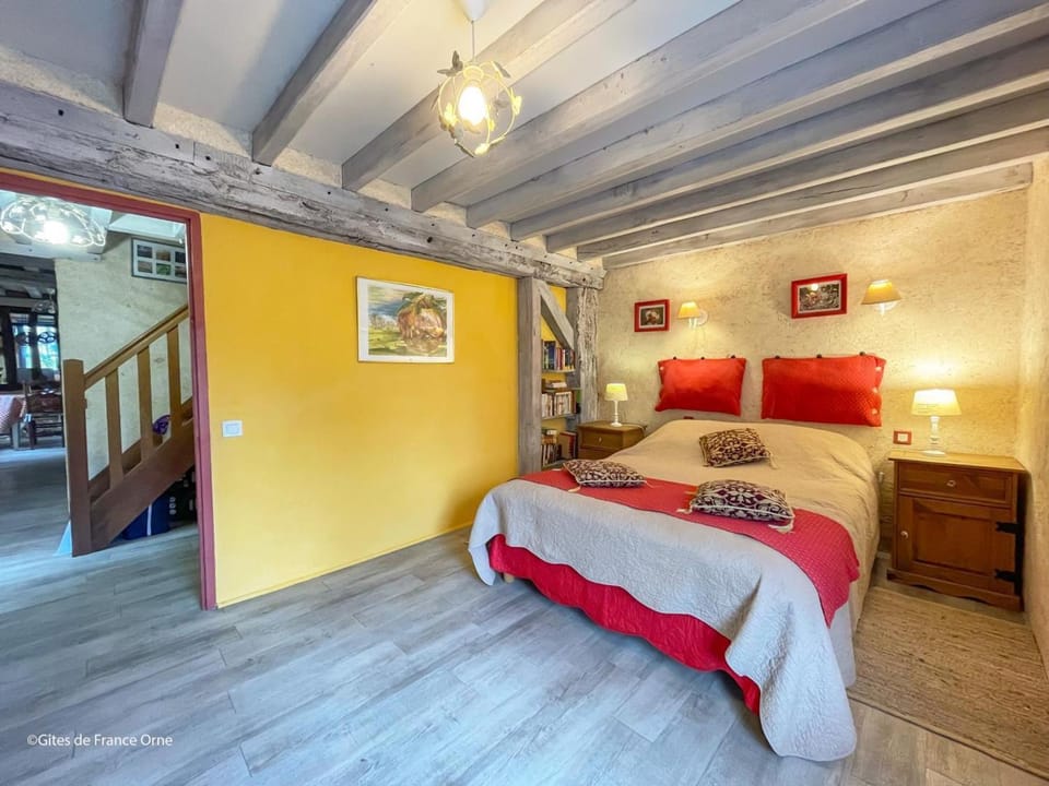 Maison de charme normande avec jardin et WiFi - FR-1-497-220 House in Normandy