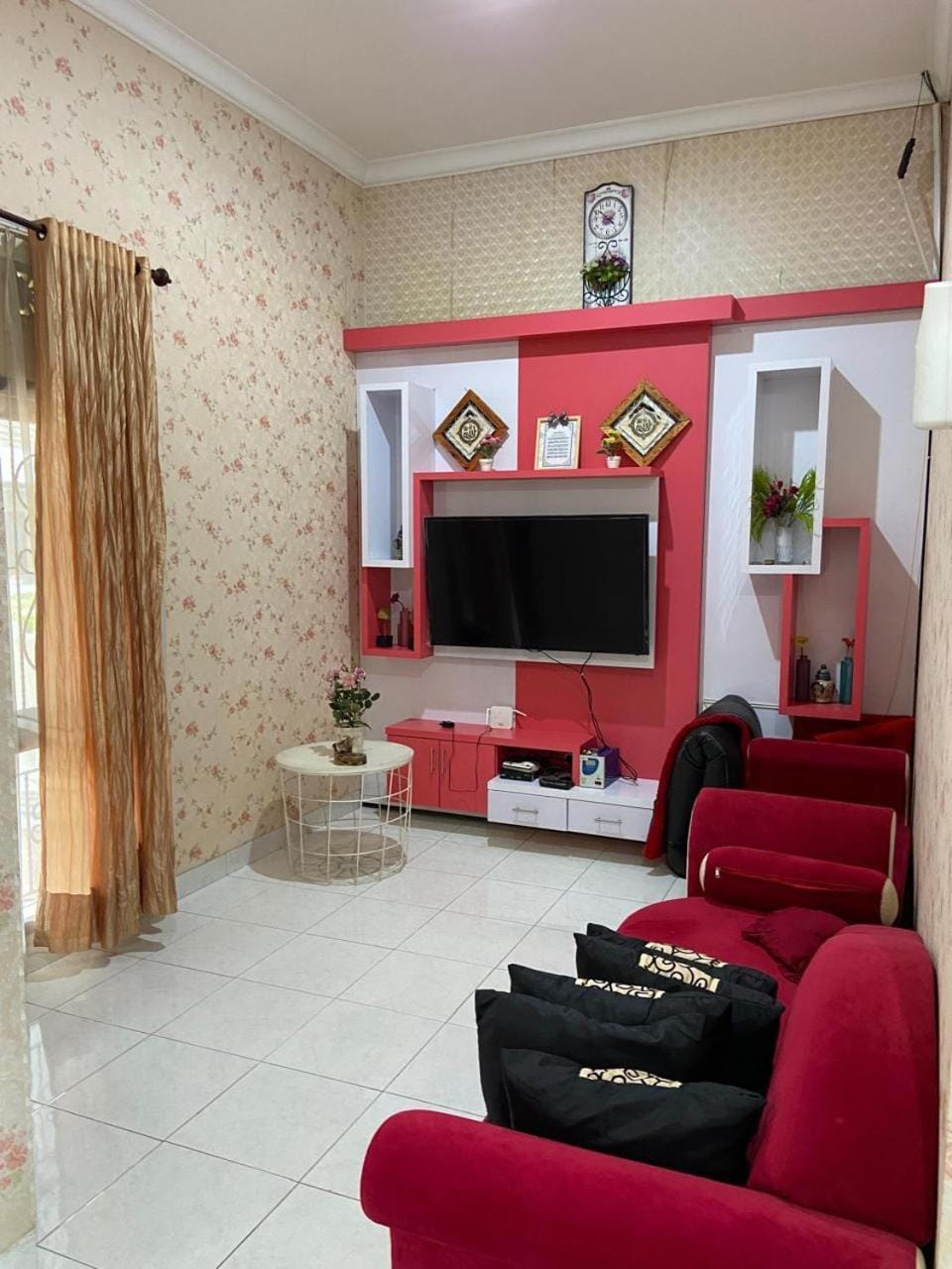 Serayu Jaraksari Homestay House in Indonesia