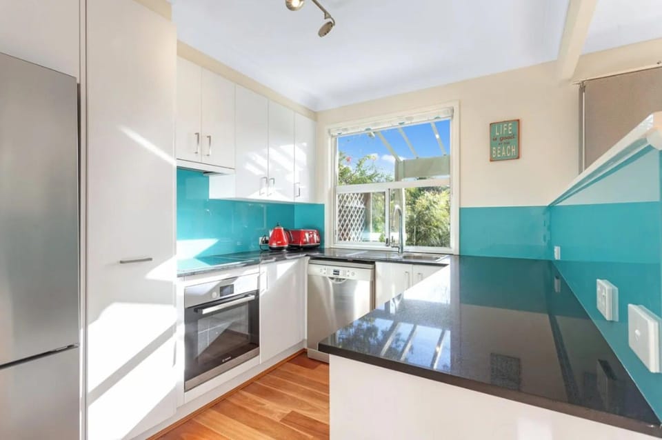 Coral Sands by Experience Jervis Bay House in Vincentia