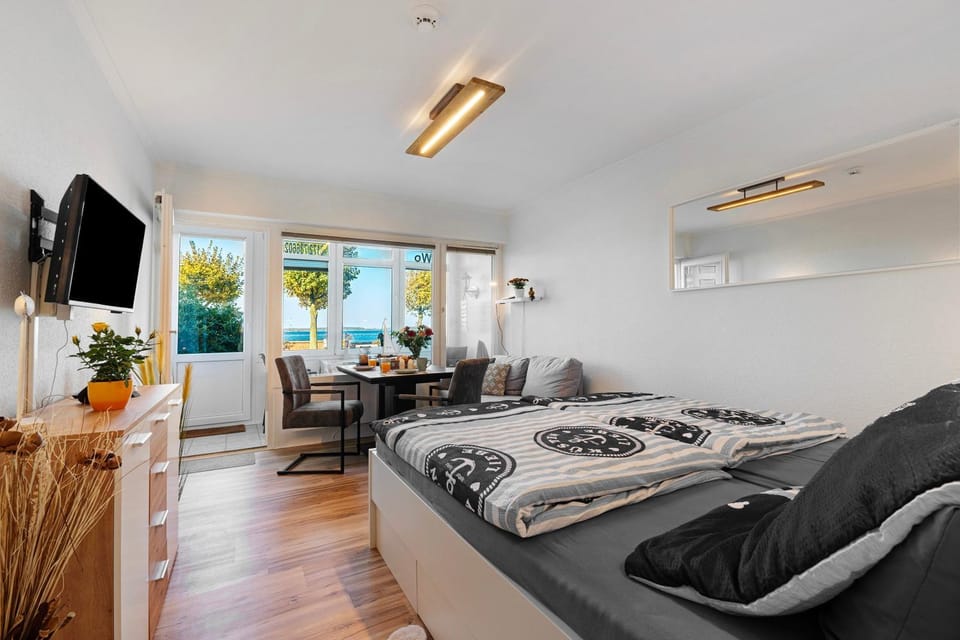 Property building, Living room, Bedroom