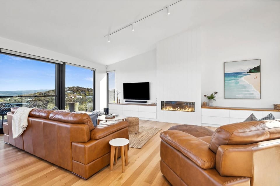 Hakea Ridge House in Aireys Inlet
