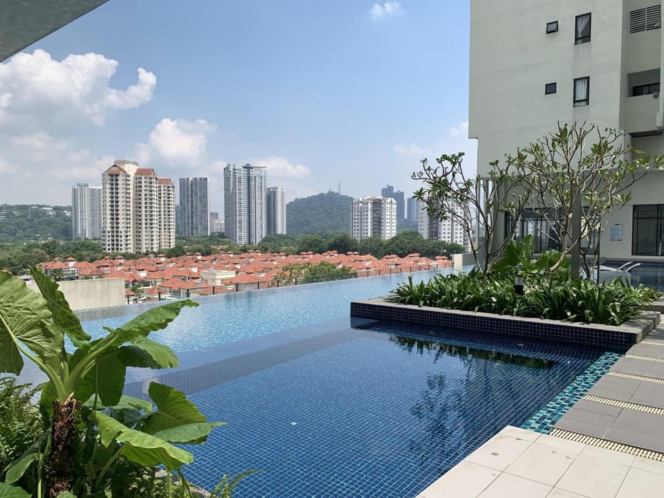 Property building, Day, City view, Pool view, Swimming pool