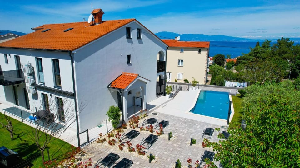Villa Calma Apartments Apartment in Primorje-Gorski Kotar County
