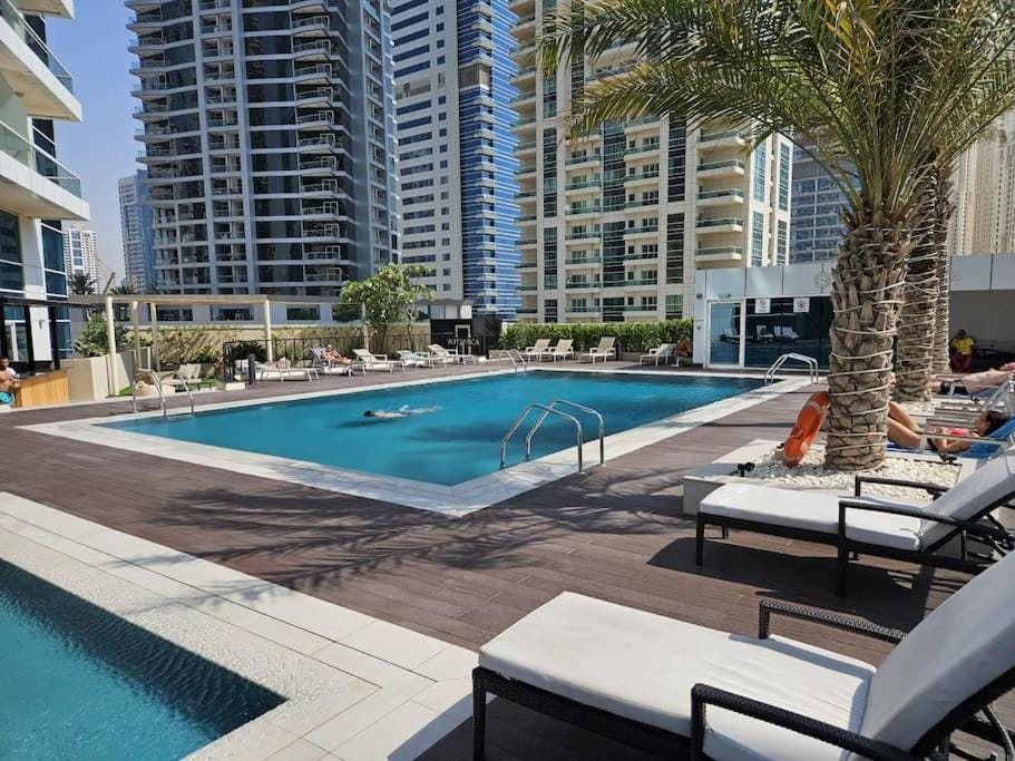 A stylish studio apartment so close to beach Apartment in Dubai