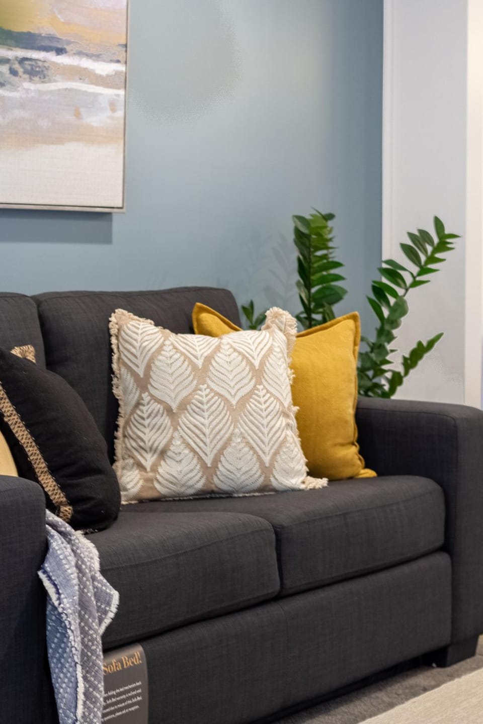 Living room, Decorative detail, Seating area