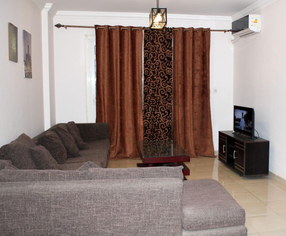 TV and multimedia, Seating area