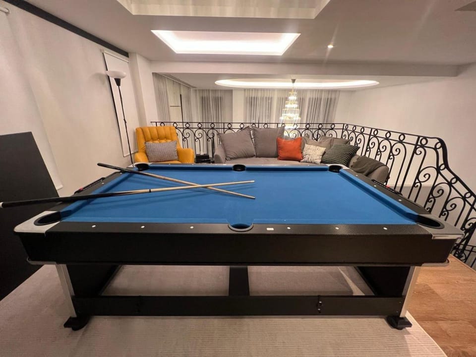 Luxury Pool Villa 5BR 12pax with Private Lift in Ekkamai Villa in Bangkok
