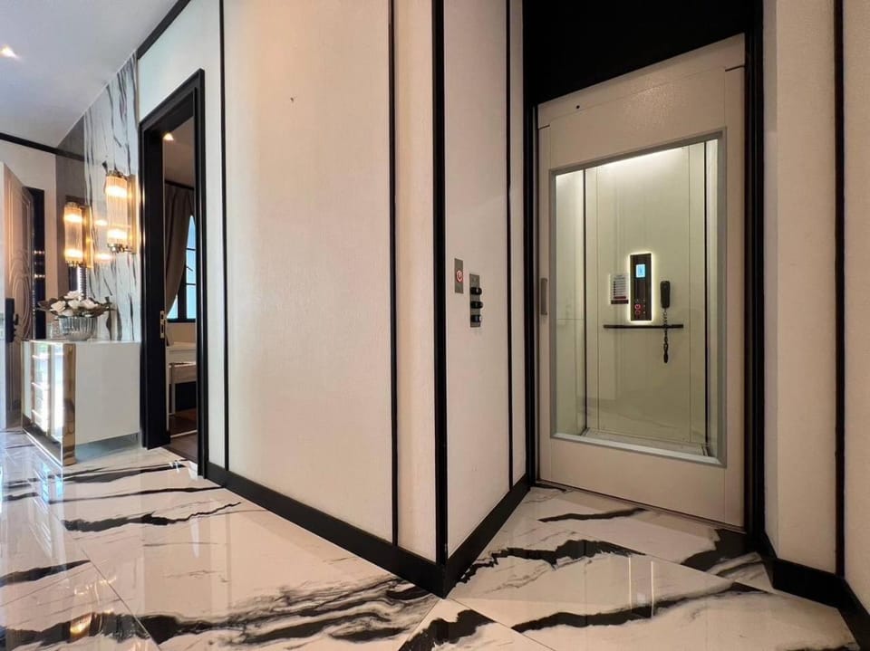 Luxury Pool Villa 5BR 12pax with Private Lift in Ekkamai Villa in Bangkok