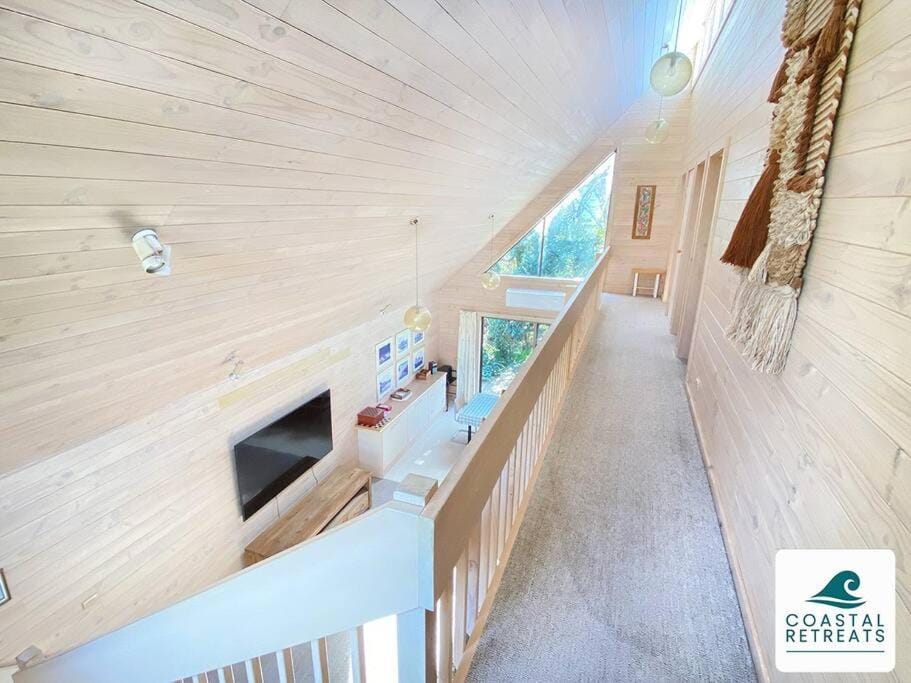Surfs Up on Surf Parade House in Inverloch