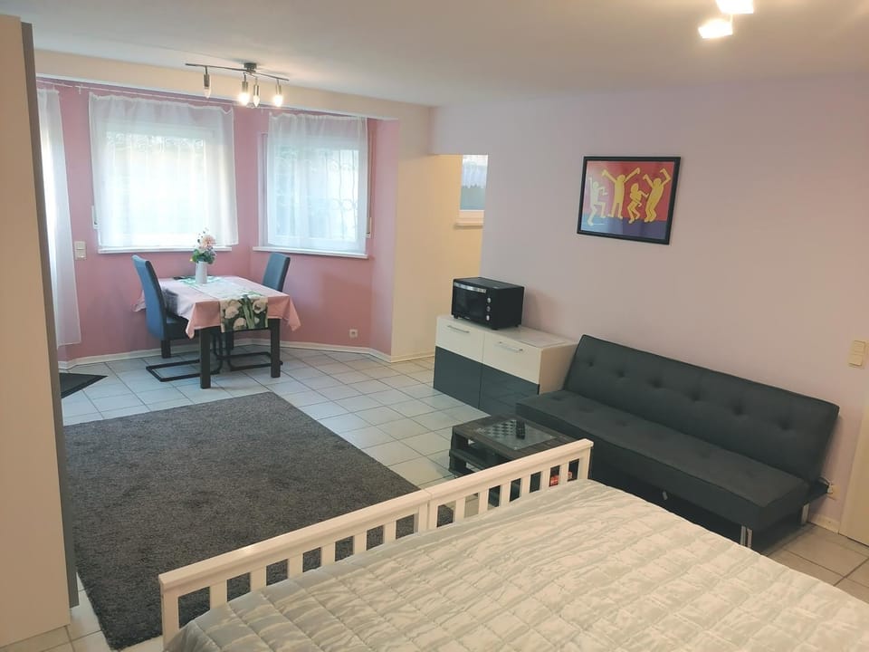 Living room, Photo of the whole room, Bedroom