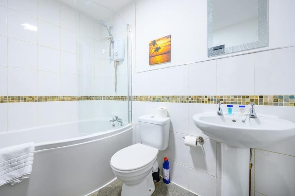 -F10GH- For relaxed and Cosy stay, Free Parking, WiFi Apartment in Leeds