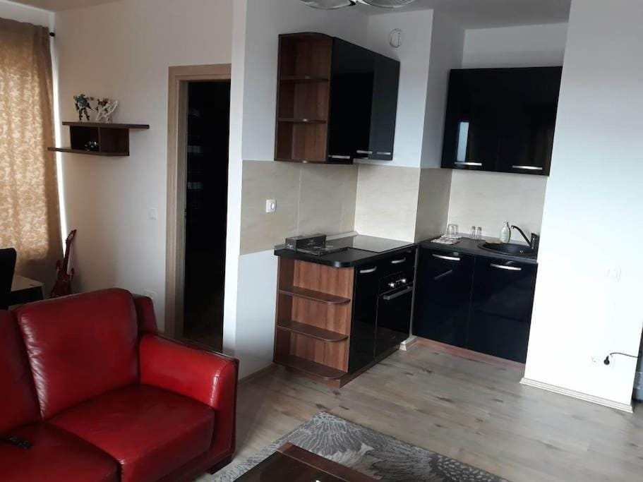 2 room appt in GviTown complex year 2018 Apartment in Bucharest
