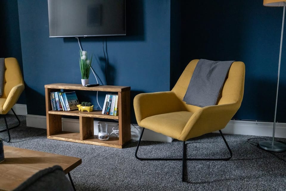 Communal lounge/ TV room, Living room