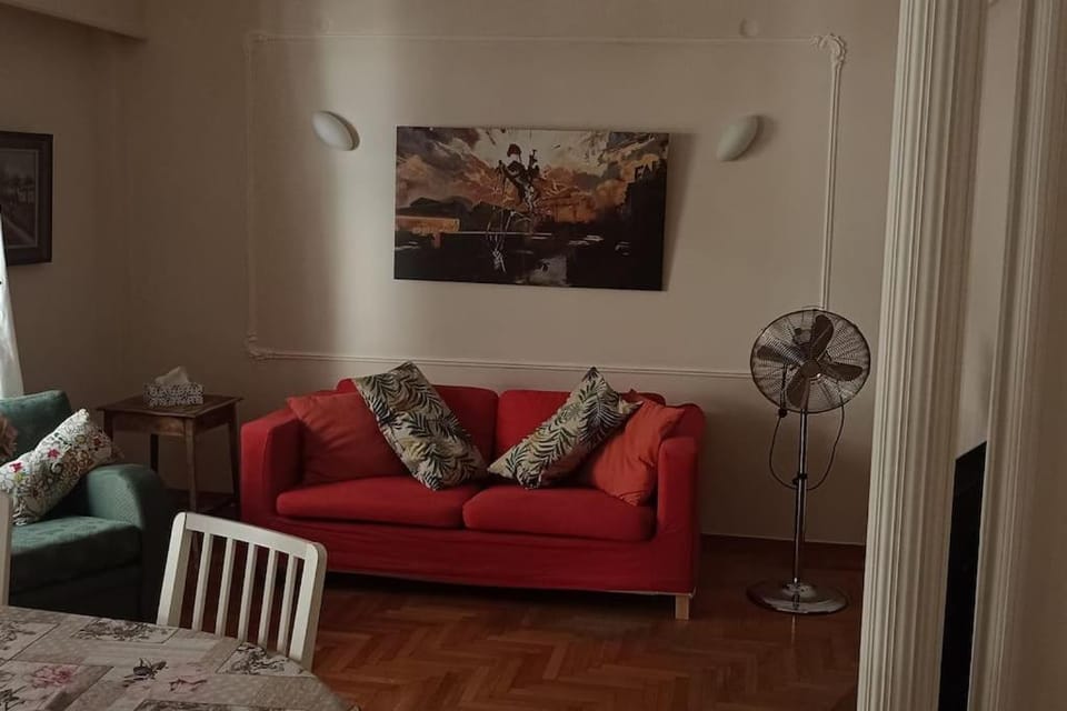 Attiki metro vintagy 2 bedroom Apartment in Athens