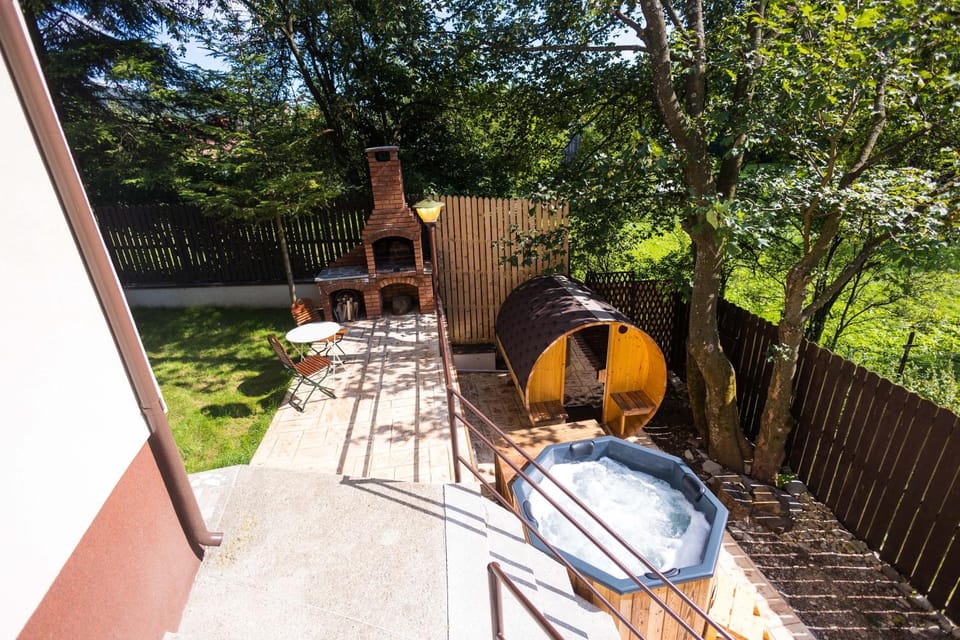 Hot Tub, Spa and wellness centre/facilities