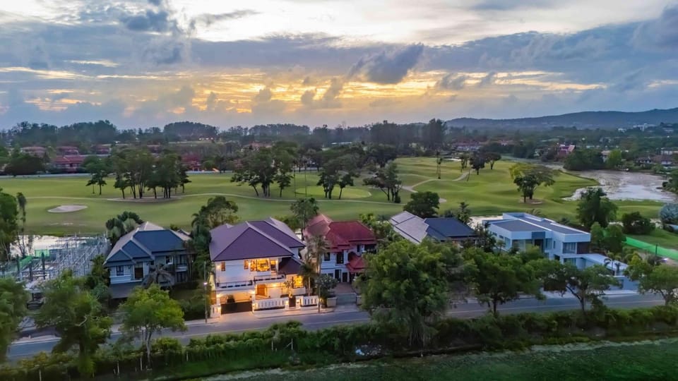 Natural landscape, Bird's eye view, Golfcourse, Mountain view, Street view, Sunset