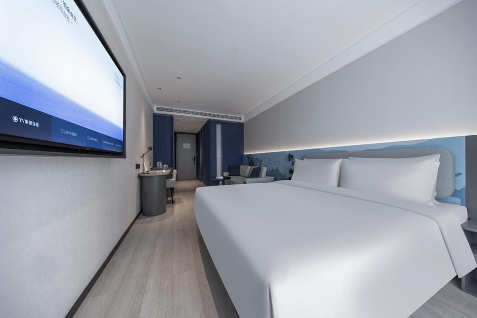 Atour Light Hotel Taiyuan South Railway Station South Central District Hotel in China